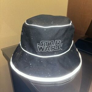 Star Wars Black Reflective Bucket Hat